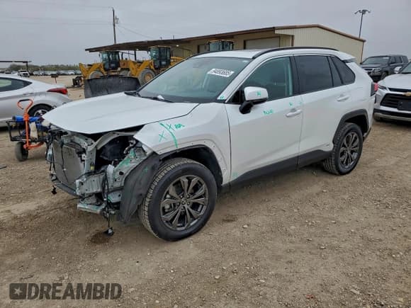 ✅ 2024 Toyota RAV4 Hybrid XLE Premium • VIN: 2T3B6RFV0RW055880 • Лот: 94893685. Опубликован ранее на Copart с пробегом 36 158 миль. Бесплатный доступ к архиву аукционных продаж из США и подробный отчёт об истории автомобиля на DreamBid. Изображение 1.