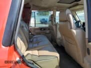 ✅ 2000 Land Rover Discovery Cloth • VIN: SALTY1543YA240519 • Lot: 61064814. Wystawiony na Copart z przebiegiem 246 287 mil. Bezpłatny archiwum sprzedaży aukcyjnych z USA i szczegółowy raport historii pojazdu na DreamBid. Zdjęcie 11.