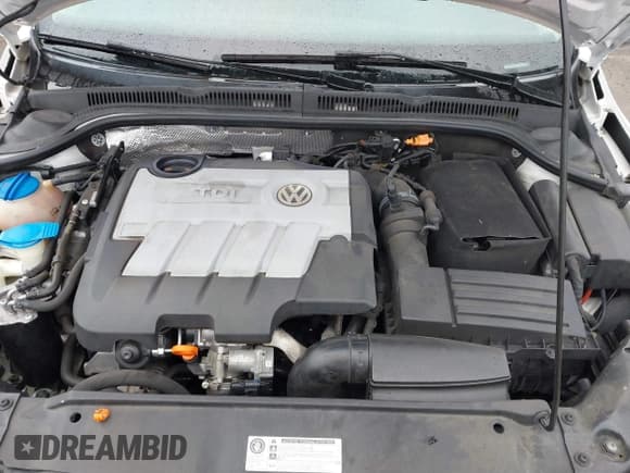 ✅ 2012 Volkswagen Jetta TDI w/Premium • VIN: 3VWLL7AJ6CM310950 • Lot: 41714429. Wystawiony na IAAI z przebiegiem 148 178 mil. Bezpłatny archiwum sprzedaży aukcyjnych z USA i szczegółowy raport historii pojazdu na DreamBid. Zdjęcie 10.