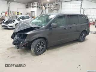2017 Dodge Grand Caravan SXT z VIN 2C4RDGCGXHR558596, wystawiony jako IAAI lot #43288694 z przebiegiem 90 473 mil mil oraz . Historia ofert i sprzedaży dostępna na DreamBid. Obrazek 2.
