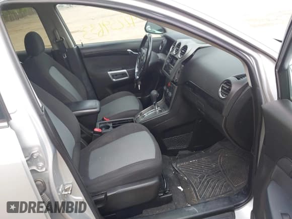 ✅ 2013 Chevrolet Captiva Sport LS • VIN: 3GNAL2EK3DS619554 • Lot: 42259633. Wystawiony na IAAI z przebiegiem 122 751 mil. Bezpłatny archiwum sprzedaży aukcyjnych z USA i szczegółowy raport historii pojazdu na DreamBid. Zdjęcie 5.