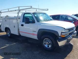 2001 Chevrolet Silverado 2500 z VIN 1GBGC24U01Z285668, wystawiony jako IAAI lot #42639803 z przebiegiem 201 698 mil mil oraz . Historia ofert i sprzedaży dostępna na DreamBid. Obrazek 1.