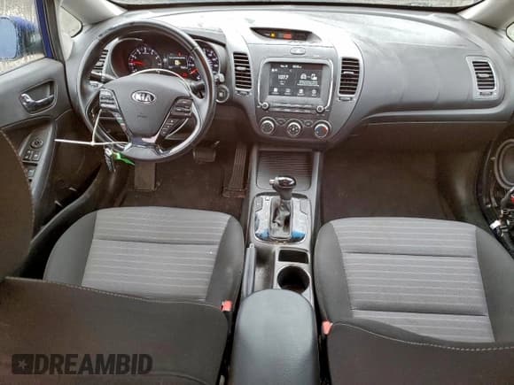 ✅ 2018 Kia Forte LX • VIN: 3KPFL4A74JE175171 • Лот: 94295985. Опубликован ранее на Copart с пробегом 75 587 миль. Бесплатный доступ к архиву аукционных продаж из США и подробный отчёт об истории автомобиля на DreamBid. Изображение 8.