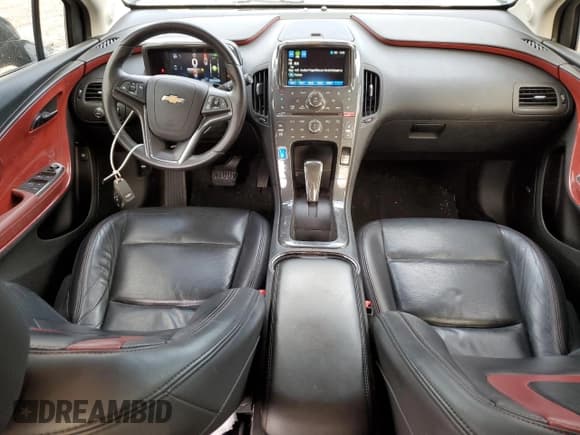 ✅ 2012 Chevrolet Volt • VIN: 1G1RD6E40CU111583 • Lot: 81327454. Wystawiony na Copart z przebiegiem 78 179 mil. Bezpłatny archiwum sprzedaży aukcyjnych z USA i szczegółowy raport historii pojazdu na DreamBid. Zdjęcie 8.