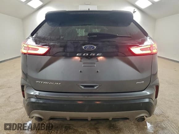 ✅ 2024 Ford Edge Titanium • VIN: 2FMPK4K94RBA53769 • Lot: 96170715. Wystawiony na Copart z przebiegiem 56 406 mil. Bezpłatny archiwum sprzedaży aukcyjnych z USA i szczegółowy raport historii pojazdu na DreamBid. Zdjęcie 6.