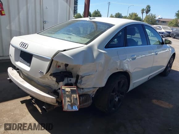 ✅ 2005 Audi A6 • VIN: WAUDG74F25N089470 • Лот: 42899871. Опубликован ранее на IAAI с пробегом 198 726 миль. Бесплатный доступ к архиву аукционных продаж из США и подробный отчёт об истории автомобиля на DreamBid. Изображение 4.