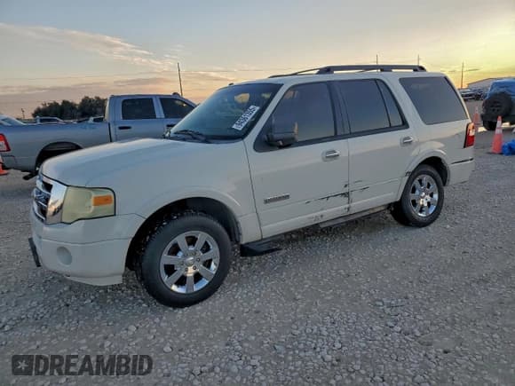 ✅ 2008 Ford Expedition SSV • VIN: 1FMFU155X8LA70703 • Lot: 94361355. Listed on Copart with 225,450 mi. Free auction sales archive from the USA and detailed vehicle history report at DreamBid. Image 1.
