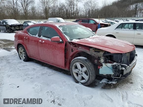 ✅ 2013 Dodge Avenger SXT • VIN: 1C3CDZCB9DN675958 • Lot: 45938825. Wystawiony na Copart z przebiegiem 159 610 mil. Bezpłatny archiwum sprzedaży aukcyjnych z USA i szczegółowy raport historii pojazdu na DreamBid. Zdjęcie 4.