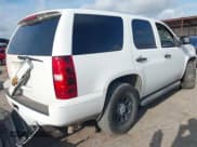 ✅ 2013 Chevrolet Tahoe Commercial • VIN: 1GNLC2E06DR273218 • Lot: 42459013. Wystawiony na IAAI z przebiegiem 181 495 mil. Bezpłatny archiwum sprzedaży aukcyjnych z USA i szczegółowy raport historii pojazdu na DreamBid. Zdjęcie 4.