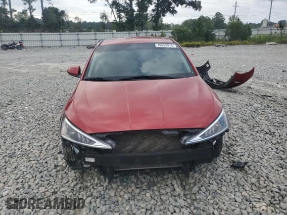 ✅ 2019 Hyundai Elantra SE • VIN: 5NPD74LF2KH471822 • Lot: 70693915. Listed on Copart with 94,832 mi. Free auction sales archive from the USA and detailed vehicle history report at DreamBid. Image 5.
