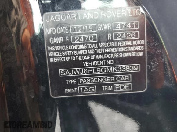 ✅ 2016 Jaguar F-Type R • VIN: SAJWJ6HL9GMK33839 • Lot: 41996235. Wystawiony na Copart z przebiegiem 39 886 mil. Bezpłatny archiwum sprzedaży aukcyjnych z USA i szczegółowy raport historii pojazdu na DreamBid. Zdjęcie 12.