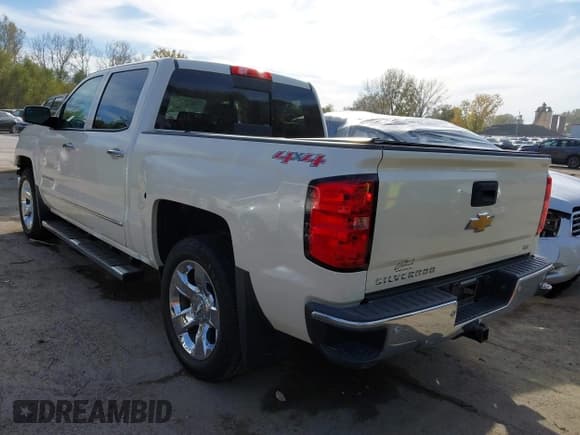 ✅ 2014 Chevrolet Silverado 1500 LTZ • VIN: 3GCUKSEC5EG110121 • Lot: 43618341. Wystawiony na IAAI z przebiegiem 135 852 mil. Bezpłatny archiwum sprzedaży aukcyjnych z USA i szczegółowy raport historii pojazdu na DreamBid. Zdjęcie 3.