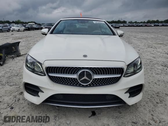 ✅ 2019 Mercedes-Benz E 450 • VIN: WDD1K6HB2KF106009 • Lot: 54534225. Wystawiony na Copart z przebiegiem 52 560 mil. Bezpłatny archiwum sprzedaży aukcyjnych z USA i szczegółowy raport historii pojazdu na DreamBid. Zdjęcie 5.