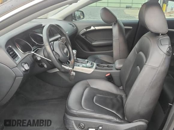 ✅ 2014 Audi A5 Premium Plus • VIN: WAULFAFR1EA050380 • Lot: 81582135. Listed on Copart with 45,731 mi. Free auction sales archive from the USA and detailed vehicle history report at DreamBid. Image 7.