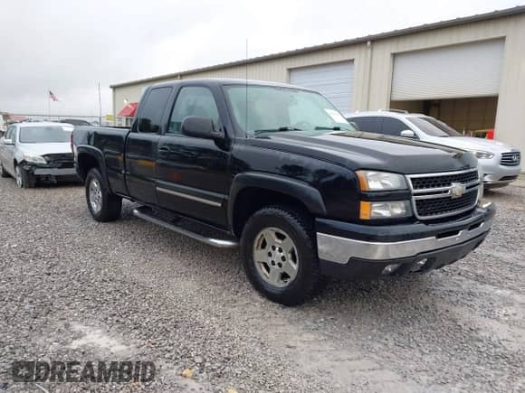2007 Chevrolet Silverado 1500 с VIN 2GCEK19Z071121245, выставлен на аукционе IAAI как лот 43574939 с пробегом 155 775 миль миль и . История ставок и продаж доступна на DreamBid. Изображение 1.
