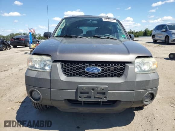 ✅ 2006 Ford Escape Hybrid • VIN: 1FMCU96H66KB01300 • Lot: 70679635. Wystawiony na Copart z przebiegiem 189 538 mil. Bezpłatny archiwum sprzedaży aukcyjnych z USA i szczegółowy raport historii pojazdu na DreamBid. Zdjęcie 5.
