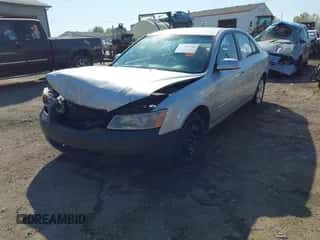 2008 Hyundai Sonata GLS z VIN 5NPET46C68H393717, wystawiony jako IAAI lot #43334846 z przebiegiem 189 366 mil mil oraz . Historia ofert i sprzedaży dostępna na DreamBid. Obrazek 2.