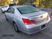 ✅ 2005 Toyota Avalon XLS • VIN: 4T1BK36B65U007298 • Lot: 43447162. Wystawiony na IAAI z przebiegiem 183 251 mil. Bezpłatny archiwum sprzedaży aukcyjnych z USA i szczegółowy raport historii pojazdu na DreamBid. Zdjęcie 3.