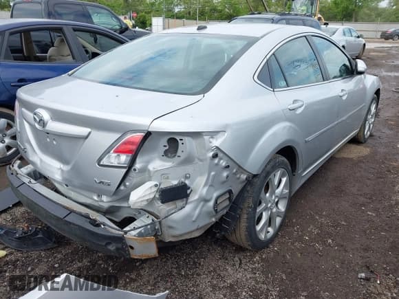 ✅ 2012 Mazda 6 S Grand Touring • VIN: 1YVHZ8CB1C5M25572 • Lot: 42219351. Wystawiony na IAAI z przebiegiem 131 522 mil. Bezpłatny archiwum sprzedaży aukcyjnych z USA i szczegółowy raport historii pojazdu na DreamBid. Zdjęcie 4.