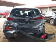 ✅ 2019 Hyundai Kona SE • VIN: KM8K12AA6KU379294 • Лот: 43433132. Опубликован ранее на IAAI с пробегом 61 497 миль. Бесплатный доступ к архиву аукционных продаж из США и подробный отчёт об истории автомобиля на DreamBid. Изображение 16.