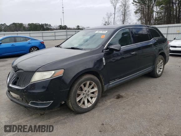 ✅ 2014 Lincoln MKT • VIN: 2LMHJ5NK5EBL50530 • Lot: 48317625. Listed on Copart with 180,158 mi. Free auction sales archive from the USA and detailed vehicle history report at DreamBid. Image 1.