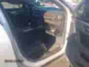 2021 Chevrolet Blazer LT z VIN 3GNKBCR4XMS566635, wystawiony jako IAAI lot #43414254 z przebiegiem 14 411 mil mil oraz . Historia ofert i sprzedaży dostępna na DreamBid. Obrazek 5.