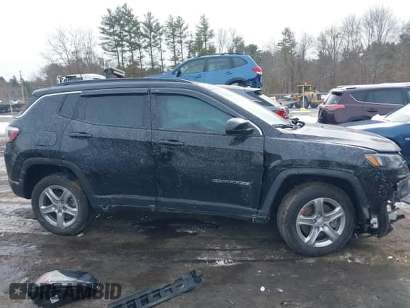 ✅ 2023 Jeep Compass Altitude • VIN: 3C4NJDBN9PT516342 • Лот: 41558391. Опубликован ранее на IAAI с пробегом 13 405 миль. Бесплатный доступ к архиву аукционных продаж из США и подробный отчёт об истории автомобиля на DreamBid. Изображение 14.