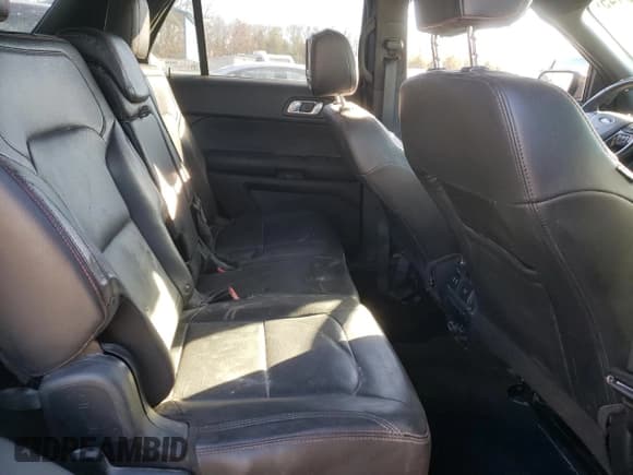 ✅ 2017 Ford Police Interceptor Utility • VIN: 1FM5K8AT4HGD44114 • Лот: 42593145. Опубликован ранее на Copart с пробегом 34 407 миль. Бесплатный доступ к архиву аукционных продаж из США и подробный отчёт об истории автомобиля на DreamBid. Изображение 11.