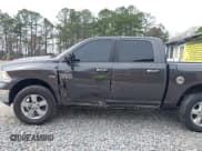 ✅ 2018 Ram 1500 Big Horn • VIN: 1C6RR7LT1JS218327 • Lot: 41815454. Wystawiony na IAAI z przebiegiem 48 698 mil. Bezpłatny archiwum sprzedaży aukcyjnych z USA i szczegółowy raport historii pojazdu na DreamBid. Zdjęcie 6.