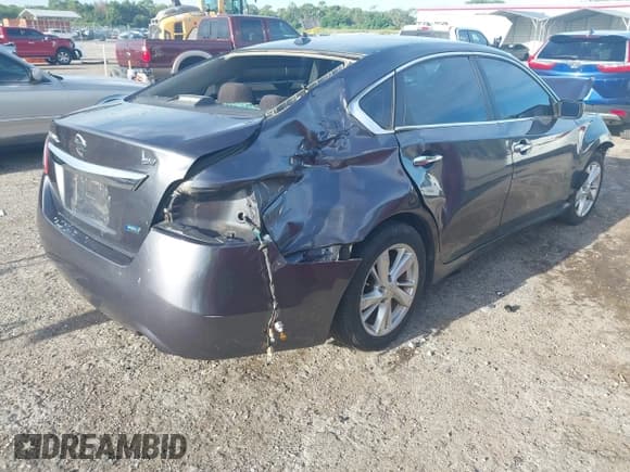 ✅ 2013 Nissan Altima SV • VIN: 1N4AL3APXDN407217 • Lot: 43191137. Listed on IAAI with 148,860 mi. Free auction sales archive from the USA and detailed vehicle history report at DreamBid. Image 4.