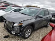 ✅ 2024 Hyundai Tucson SEL • VIN: 5NMJBCDE4RH352839 • Lot: 78439094. Wystawiony na Copart z przebiegiem 28 054 mil. Bezpłatny archiwum sprzedaży aukcyjnych z USA i szczegółowy raport historii pojazdu na DreamBid. Zdjęcie 1.