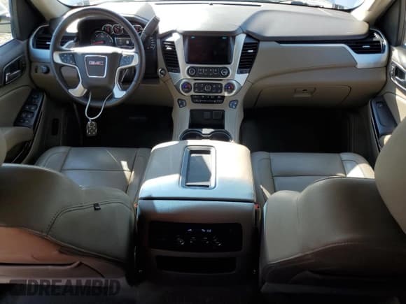 ✅ 2018 GMC Yukon XL SLT • VIN: 1GKS1GKC1JR183898 • Lot: 86068485. Listed on Copart with 111,472 mi. Free auction sales archive from the USA and detailed vehicle history report at DreamBid. Image 8.