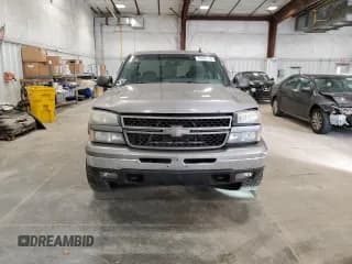 ✅ 2006 Chevrolet Silverado 1500 LT1 • VIN: 1GCEK19B86Z163753 • Лот: 78468124. Опубликован ранее на Copart с пробегом 207 446 миль. Бесплатный доступ к архиву аукционных продаж из США и подробный отчёт об истории автомобиля на DreamBid. Изображение 5.