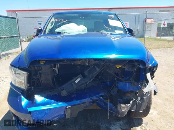 ✅ 2018 Ram 1500 Tradesman • VIN: 1C6RR7FG8JS124752 • Lot: 42716477. Listed on IAAI with 90,692 mi. Free auction sales archive from the USA and detailed vehicle history report at DreamBid. Image 12.