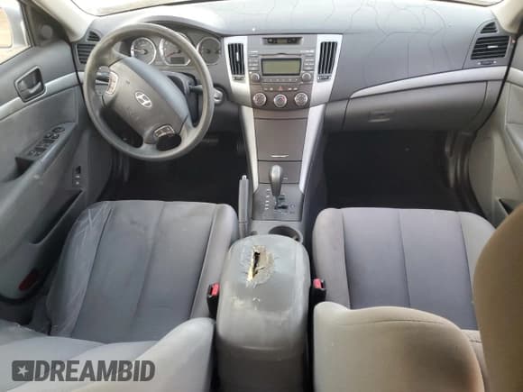 ✅ 2010 Hyundai Sonata GLS • VIN: 5NPET4AC0AH638282 • Лот: 88511285. Опубликован ранее на Copart с пробегом 168 786 миль. Бесплатный доступ к архиву аукционных продаж из США и подробный отчёт об истории автомобиля на DreamBid. Изображение 8.