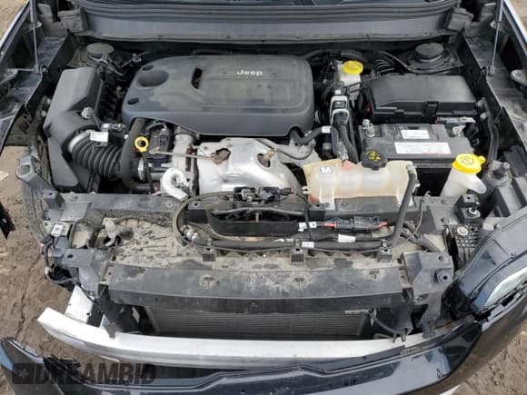 ✅ 2019 Jeep Cherokee Limited • VIN: 1C4PJMDN9KD210830 • Lot: 60311485. Listed on Copart with 97,634 mi. Free auction sales archive from the USA and detailed vehicle history report at DreamBid. Image 12.