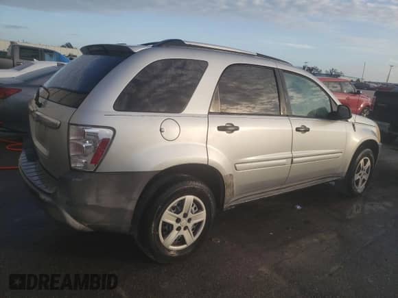 ✅ 2005 Chevrolet Equinox LS • VIN: 2CNDL13F156182722 • Lot: 80787854. Wystawiony na Copart z przebiegiem 145 274 mil mil. Skorzystaj z bezpłatnego archiwum sprzedaży aukcyjnych z USA i zobacz szczegółowy raport historii pojazdu na DreamBid. Zdjęcie 3.