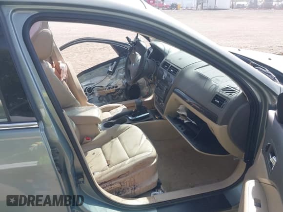 ✅ 2009 Ford Fusion SEL • VIN: 3FAHP08Z19R170808 • Лот: 43352259. Опубликован ранее на IAAI с пробегом 111 141 миль. Бесплатный доступ к архиву аукционных продаж из США и подробный отчёт об истории автомобиля на DreamBid. Изображение 5.