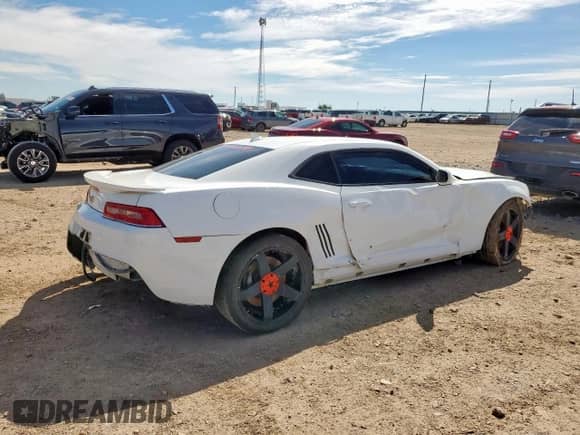 2014 Chevrolet Camaro SS with VIN 2G1FS1EW0E9277079, listed as a Copart auction lot 81652275 with Not provided miles and Salvage title. Bid and sale history available at DreamBid. Image 3.