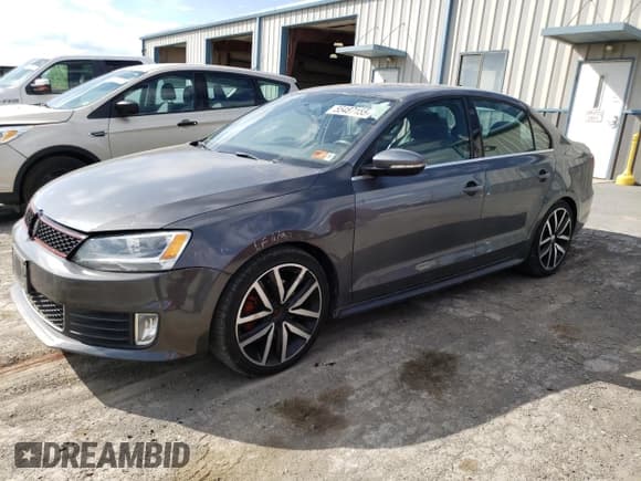 ✅ 2012 Volkswagen Jetta Autobahn • VIN: 3VW4A7AJ3CM016349 • Lot: 55487155. Listed on Copart with 113,805 mi. Free auction sales archive from the USA and detailed vehicle history report at DreamBid. Image 1.