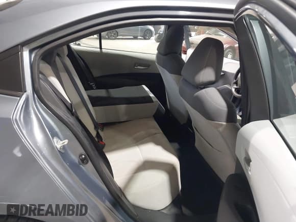 ✅ 2021 Toyota Corolla LE • VIN: 5YFEPMAE7MP187591 • Lot: 43781752. Listed on IAAI with 78,251 mi. Free auction sales archive from the USA and detailed vehicle history report at DreamBid. Image 8.