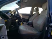 ✅ 2017 Hyundai Santa Fe 2.4L • VIN: 5XYZUDLB9HG458741 • Лот: 81174883. Опубликован ранее на Copart с пробегом 42 251 миль. Бесплатный доступ к архиву аукционных продаж из США и подробный отчёт об истории автомобиля на DreamBid. Изображение 7.