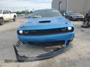 ✅ 2019 Dodge Challenger R/T Scat Pack • VIN: 2C3CDZFJXKH521283 • Lot: 54419794. Wystawiony na Copart z przebiegiem 25 840 mil. Bezpłatny archiwum sprzedaży aukcyjnych z USA i szczegółowy raport historii pojazdu na DreamBid. Zdjęcie 5.