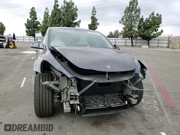 ✅ 2024 Tesla Model Y Long Range • VIN: 7SAYGDEE4RA216054 • Lot: 84733775. Listed on Copart with 19,195 mi. Free auction sales archive from the USA and detailed vehicle history report at DreamBid. Image 14.