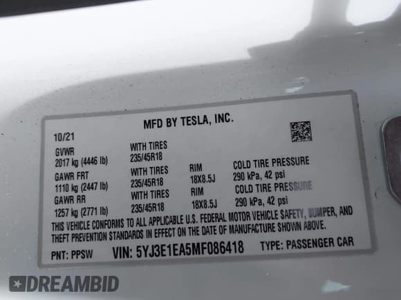 ✅ 2021 Tesla Model 3 Standard Range Plus • VIN: 5YJ3E1EA5MF086418 • Lot: 41252902. Wystawiony na IAAI z przebiegiem 7 858 mil. Bezpłatny archiwum sprzedaży aukcyjnych z USA i szczegółowy raport historii pojazdu na DreamBid. Zdjęcie 9.