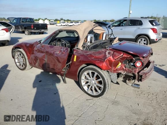 ✅ 2006 Mazda MX-5 Miata Touring • VIN: JM1NC25F660110677 • Lot: 87522265. Wystawiony na Copart z przebiegiem 82 077 mil. Bezpłatny archiwum sprzedaży aukcyjnych z USA i szczegółowy raport historii pojazdu na DreamBid. Zdjęcie 2.