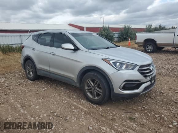 ✅ 2017 Hyundai Santa Fe 2.4L • VIN: 5XYZTDLB5HG398962 • Лот: 70651045. Опубликован ранее на Copart с пробегом 115 340 миль. Бесплатный доступ к архиву аукционных продаж из США и подробный отчёт об истории автомобиля на DreamBid. Изображение 4.