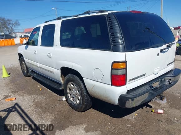 ✅ 2004 Chevrolet Suburban LS • VIN: 1GNEC16Z64J326207 • Лот: 41744882. Опубликован ранее на IAAI с пробегом 268 450 миль. Бесплатный доступ к архиву аукционных продаж из США и подробный отчёт об истории автомобиля на DreamBid. Изображение 3.