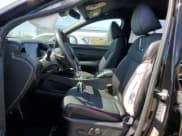 ✅ 2022 Hyundai Tucson N Line • VIN: KM8JFCAE1NU124000 • Lot: 57139594. Wystawiony na Copart z przebiegiem 23 316 mil. Bezpłatny archiwum sprzedaży aukcyjnych z USA i szczegółowy raport historii pojazdu na DreamBid. Zdjęcie 7.