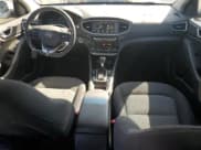 ✅ 2017 Hyundai Ioniq SEL • VIN: KMHC75LC2HU030256 • Lot: 81768915. Wystawiony na Copart z przebiegiem 122 843 mil. Bezpłatny archiwum sprzedaży aukcyjnych z USA i szczegółowy raport historii pojazdu na DreamBid. Zdjęcie 8.